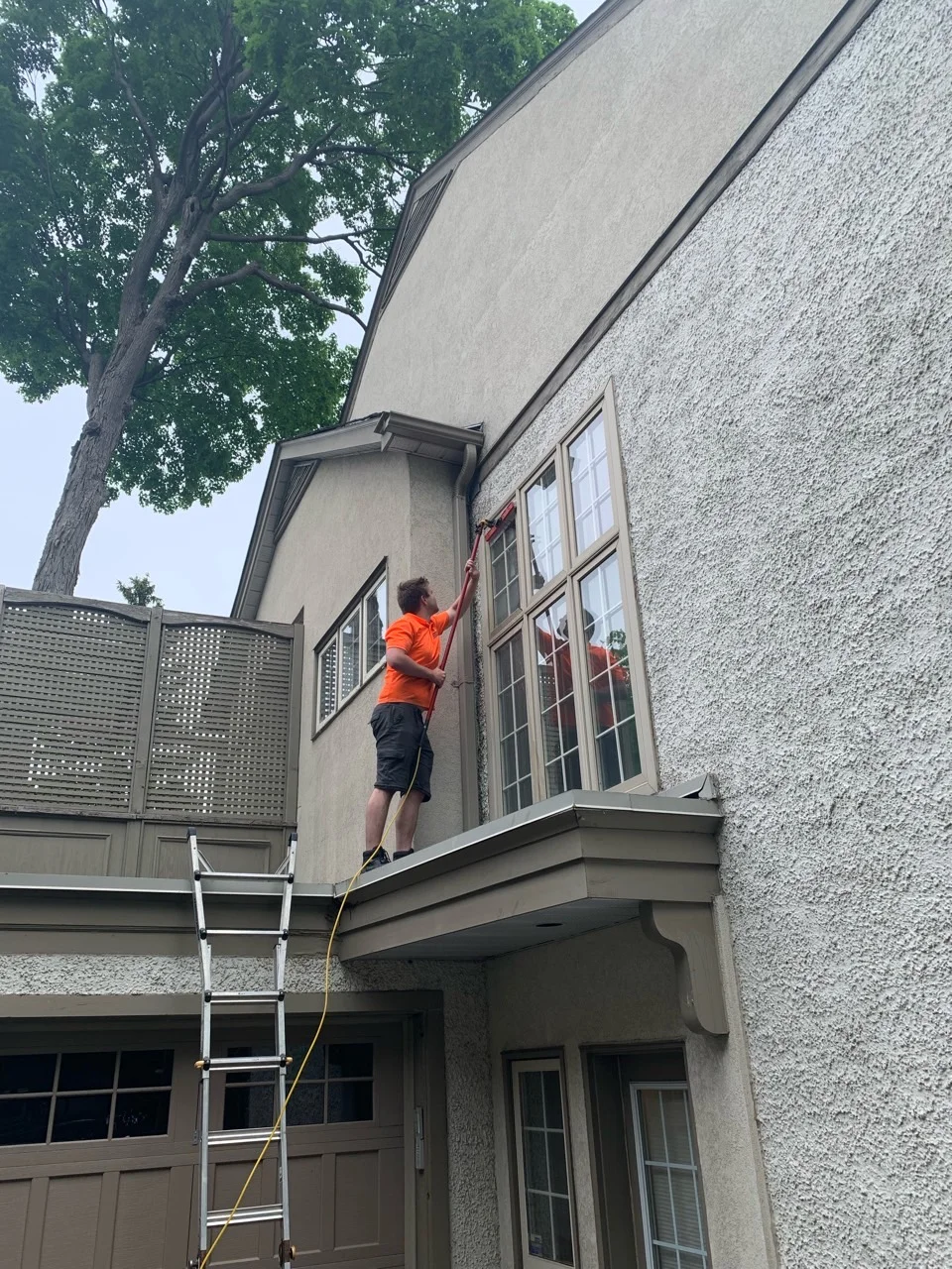 Professional Window Cleaners - Performance Window Cleaning